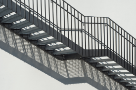 Serviço de Escadas Metálicas